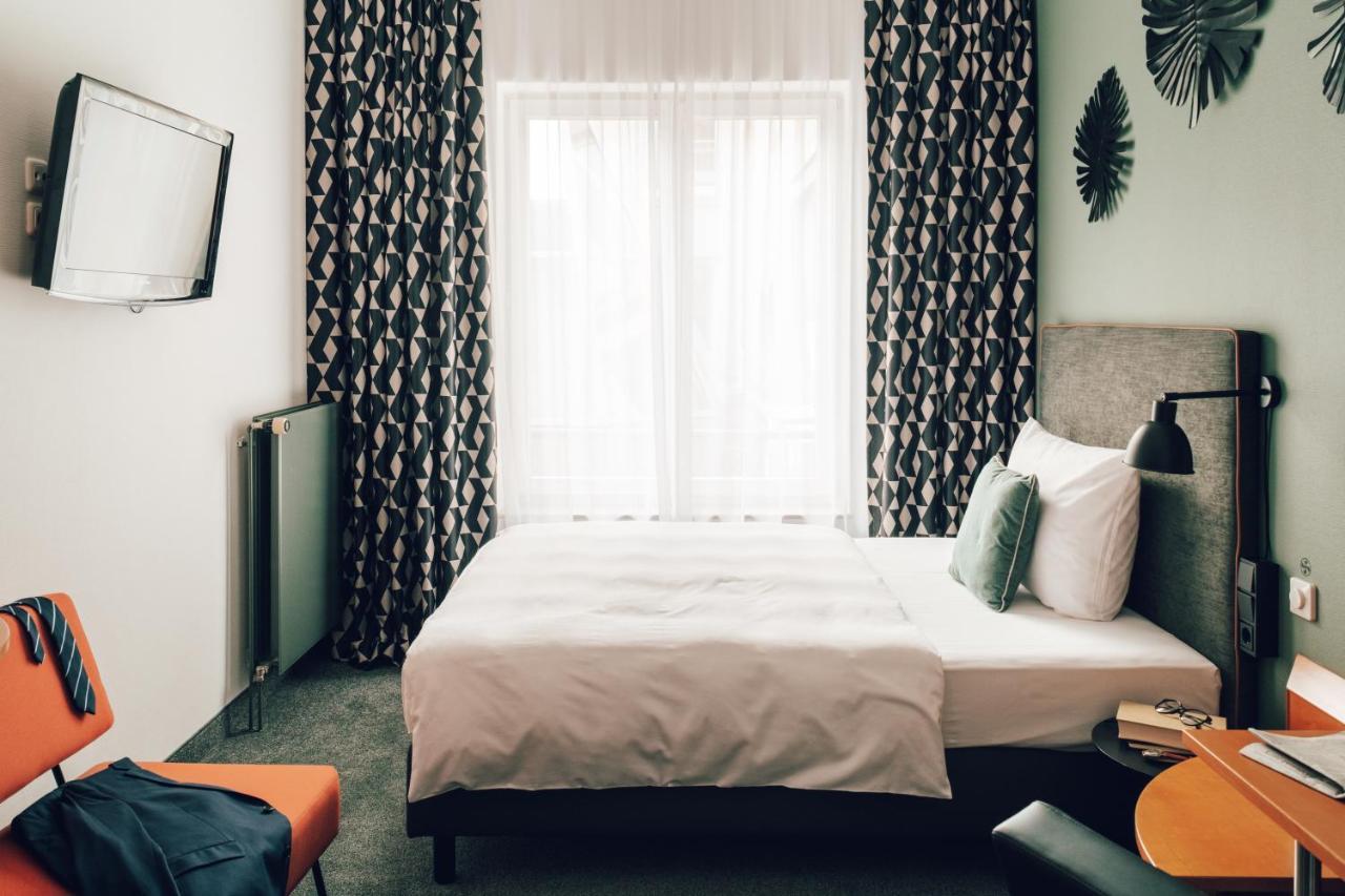 Townhouse Stadt Hamburg Отель Висмар