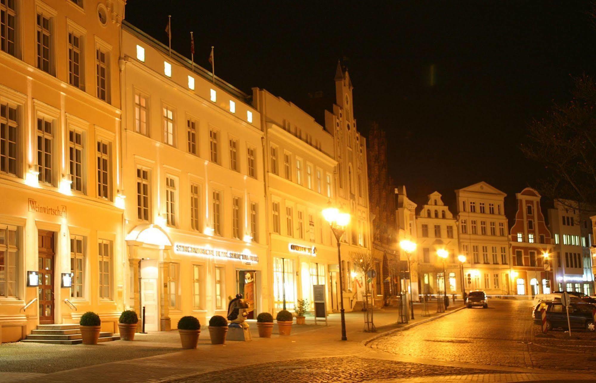 Townhouse Stadt Hamburg 4* Висмар
